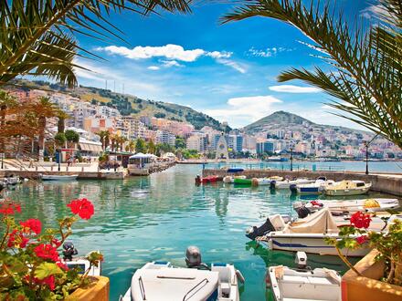 7 oder 14 Tage Flugreisen Albanien: Badeurlaub im Hotel Nertili in Saranda Unkategorisiert online kaufen